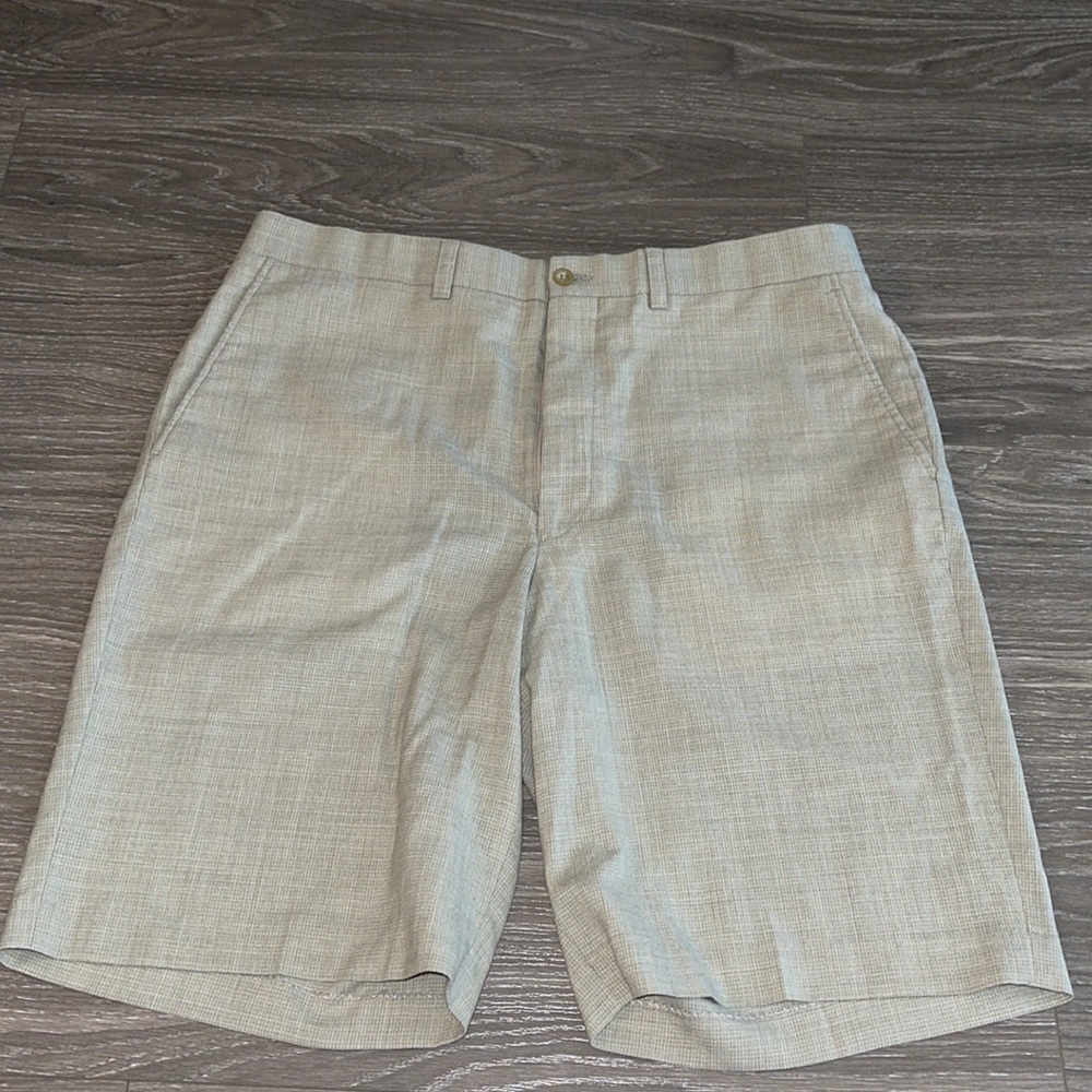 Perfect Swing Mens shorts size 36 R